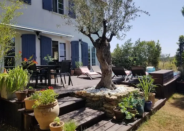 Bastide Avec Jardin Arbore, Piscine, Proche Plages Vila